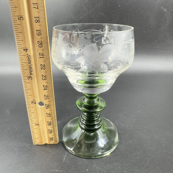 Vintage German Roemer Goblet Etched Beehive Manganese 365nm Green UV Glow Cup - Picture 7 of 13